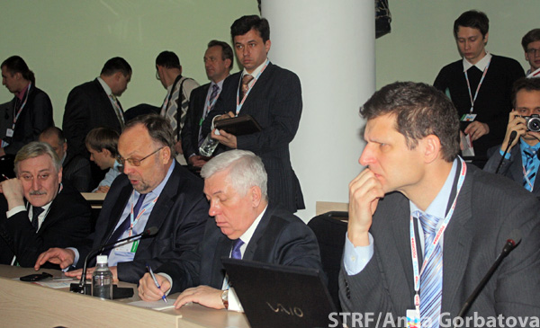 Участники круглого стола «Высокотехнологичные предприятия на базе вузов», фото с сайта strf.ru